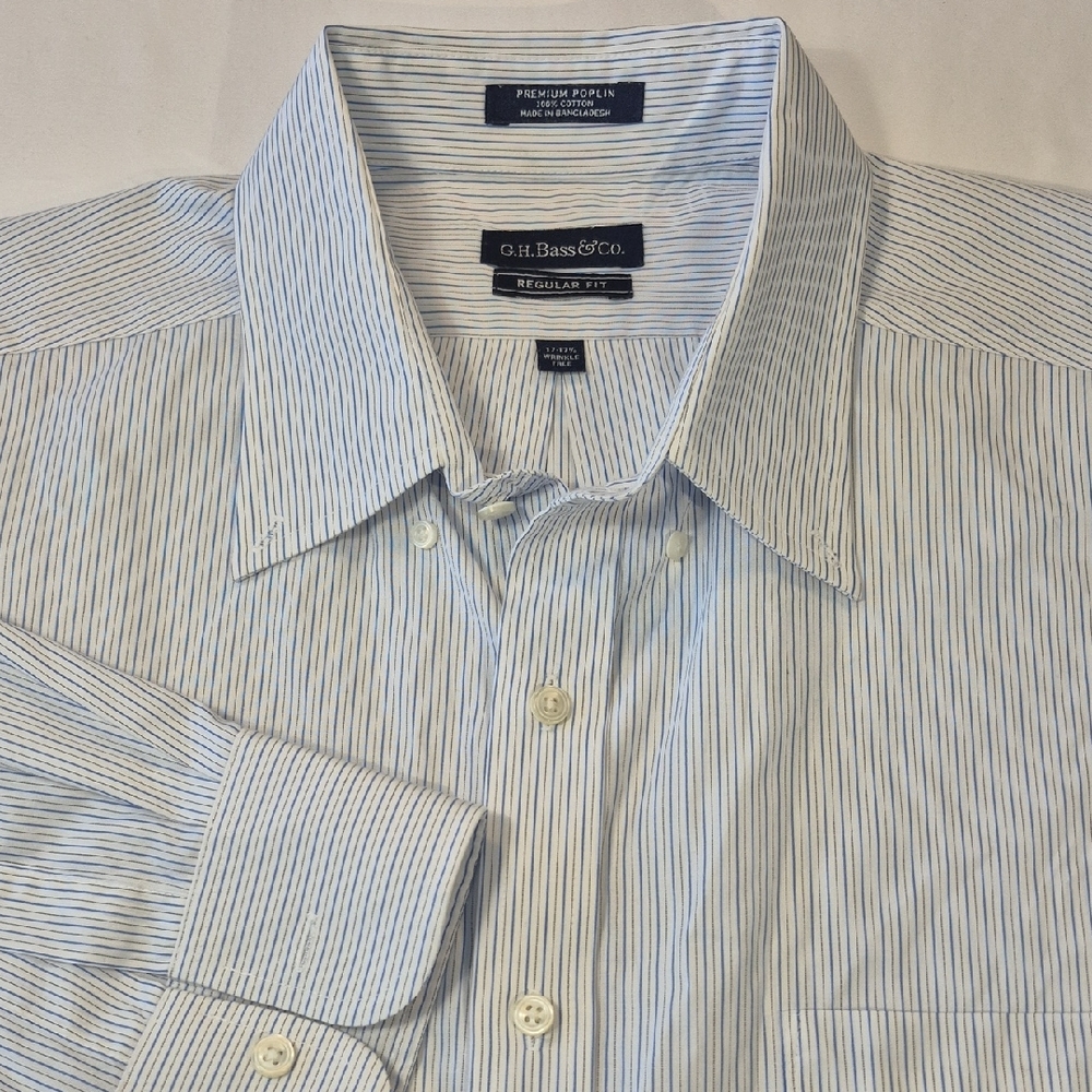 G.H. Bass & Co. Premium Poplin White Dress Shirt with Blue Pinstripes 17 - 17.5